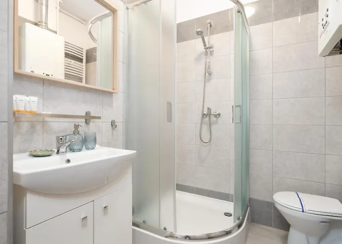 Cozy Kwiatowa By Renters * Posen